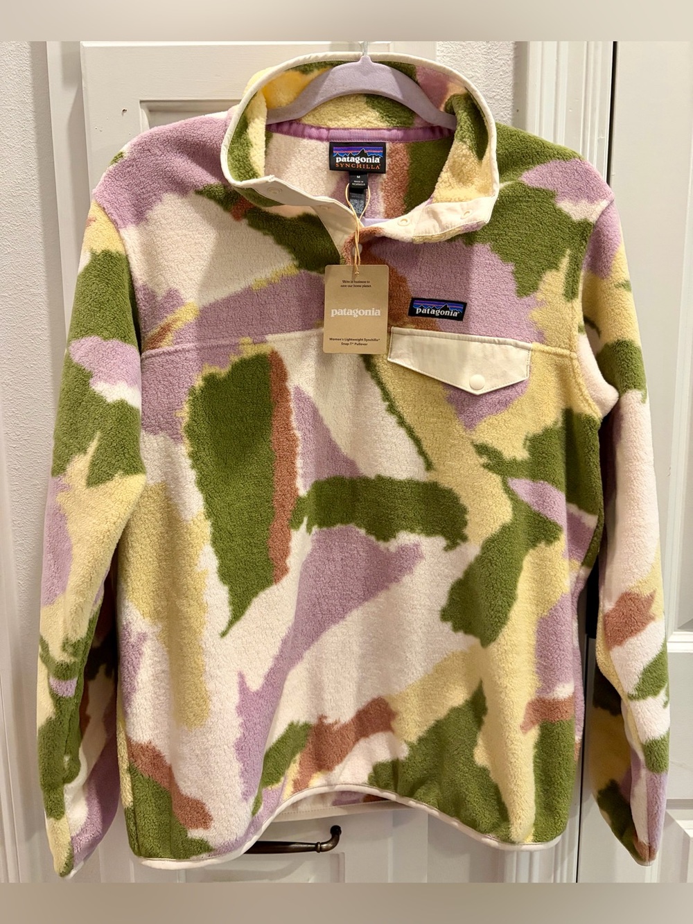 NWT PATAGONIA Multi-Color Women’s M Fleece Pullover Green, Lavender, Cream,Tan